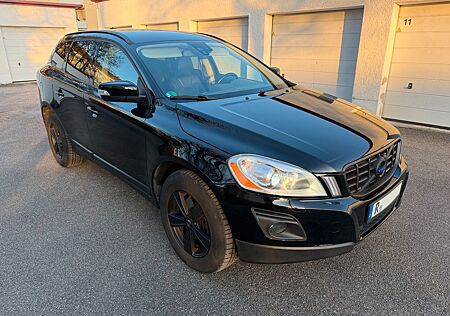 Volvo XC 60 XC60 AWD Momentum