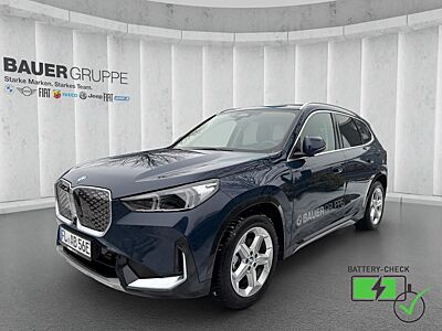 BMW iX1 eDrive20 XLine UPE: 58.740,- € AHK HUD H/K I