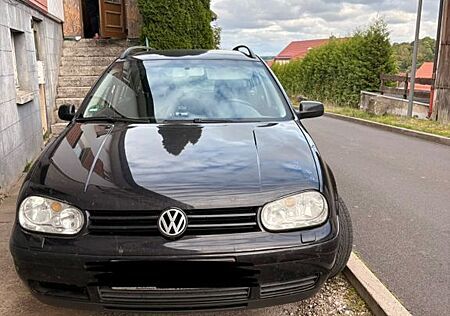 VW Golf Volkswagen 4 dringend zu verkaufen