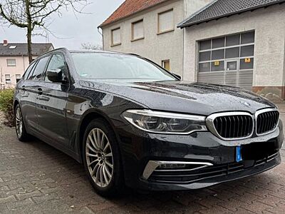BMW 525d-LuxuryLine/KomfortLeder/Shadow/Assistent+