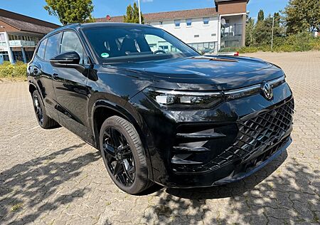 VW Tayron Volkswagen 1.5 eHybrid 110kW DSG R-Line AHK Head Up
