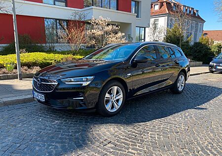 Opel Insignia 2.0 Diesel 174PS Elegance Automatik/AHK