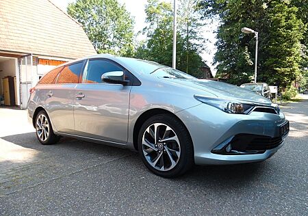 Toyota Auris Touring Sports *SZH*AHK*Kamera*Scheckheftge