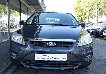 Ford Focus Style 1.6i*Automatik*Tempomat*Klima