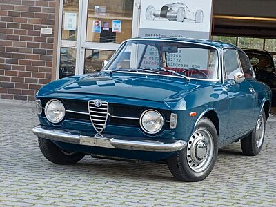 Alfa Romeo GT 1300 Junior Kantenhaube, TOP