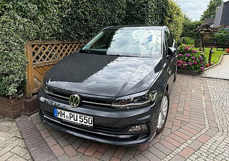 VW Polo Volkswagen 1.6 TDI Automatik, R-Line, Navi, LED