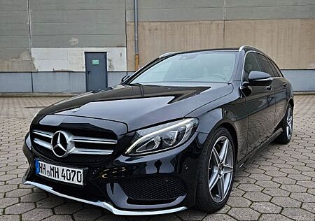 Mercedes-Benz C 300 T AMG Line Autom. Pano Kamera