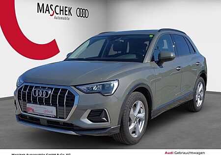 Audi Q3 advanced 40 TFSI quat Pano AHK RearView Navi