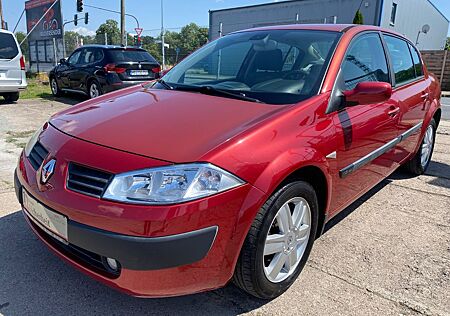 Renault Megane Authentique 1.6 16V/TÜV-NEU