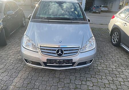 Mercedes-Benz A 180 Avantgarde.5 Türen. Klima.M+S