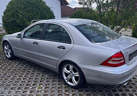 Mercedes-Benz C 180 KOMPRESSOR ELEGANCE Elegance