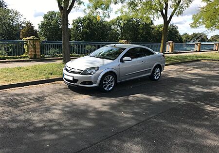 Opel Astra H Twin Top