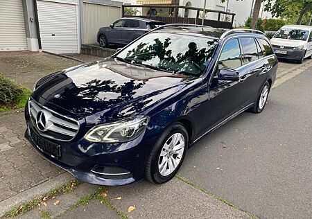 Mercedes-Benz E 220 BlueTEC - EURO5 - VOLLAUSSTATTUNG