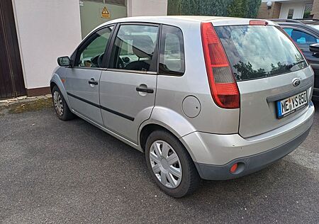 Ford Fiesta 1.3 44 kW -