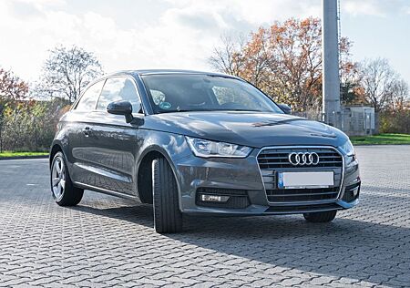 Audi A1 sport 1.0 TFSI ultra 60kW (82 PS) 5-Gang