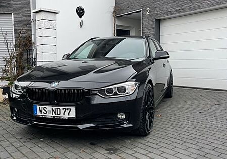 BMW 320d Touring Sport Line All Black