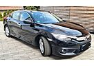 Honda Civic 1.5 VTEC Turbo Executive CVT-Auto 8-fach R