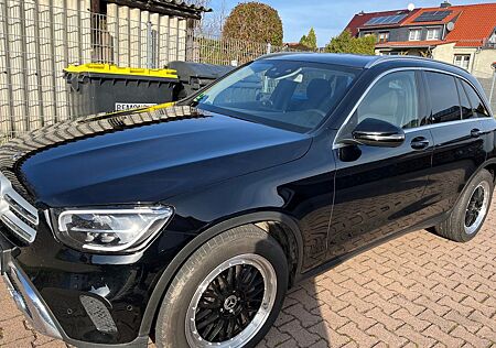 Mercedes-Benz GLC-Klasse GLC 200 d 4MATIC Autom. -