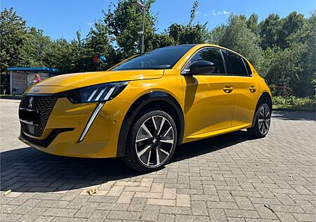 Peugeot e-208 GT | EZ 12/2021 | 52.000 km