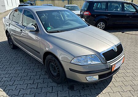 Skoda Octavia Lim. Elegance/Getriebe ruckelt !! Export