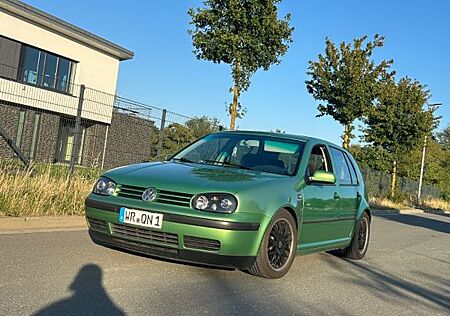 VW Golf Volkswagen 1.4 Basis
