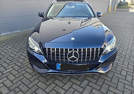 Mercedes-Benz C 250 (BlueTec) d T 7G-TRONIC AMG Line