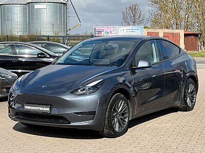 Tesla Model Y RWD aus 1.Hand AHK AMD Ryzen Panorama