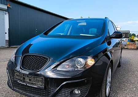 Seat Altea XL 4You 4x4, Xenon, Navi, TÜV 11/25