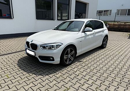 BMW 118i Sport Line Sport Line