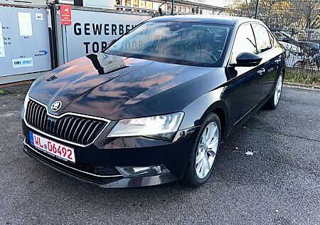 Skoda Superb Lim. Style2,0*PANORAMA*ALCANTARA*.EURO6*.