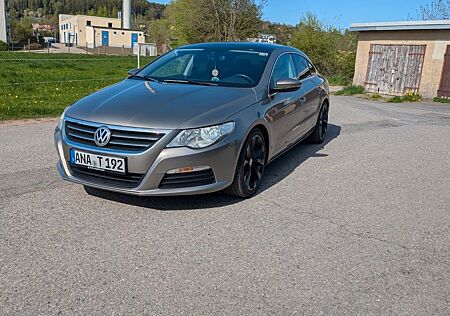 VW Passat CC Volkswagen 2.0 TDI LED TEMPOMAT SITZHEIZUNG