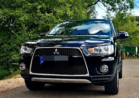 Mitsubishi Outlander 2.2 DI-D+ MIVEC Motion 4WD Motion