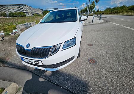 Skoda Octavia 2.0 TDI SCR 110kW DSG FIRST EDIT. CO...