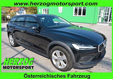 Volvo V60 CC V60 Cross Country Pro AWD LED Leder EXP:19.530,-