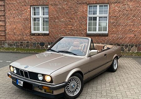 BMW 320i E30 Cabrio - TÜV NEU / OLDTIMER