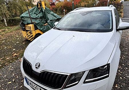 Skoda Octavia 2.0 TDI 110kW DSG STYLE COMBI STYLE
