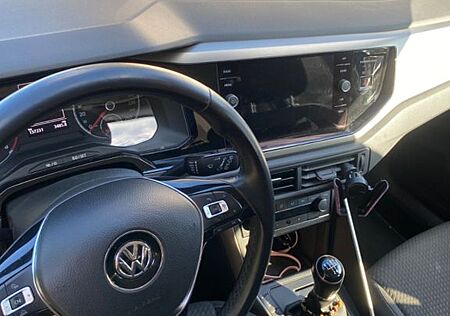 VW Polo Volkswagen 1.0 48kW Comfortline Comfortline