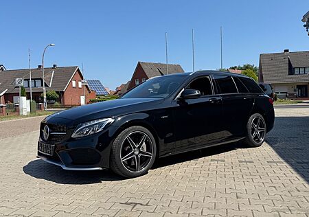 Mercedes-Benz C 450 AMG 4MATIC T Autom. AMG