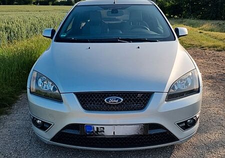 Ford Focus 2,5 ST ST