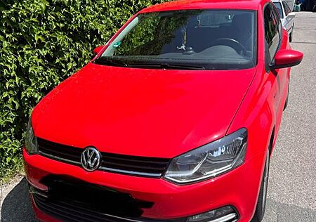 VW Polo Volkswagen 1.0 44kW LOUNGE Rot