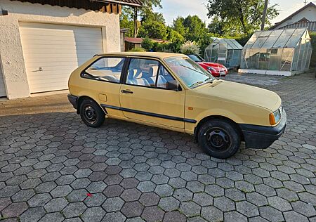 VW Polo Volkswagen 86C Coupe CL