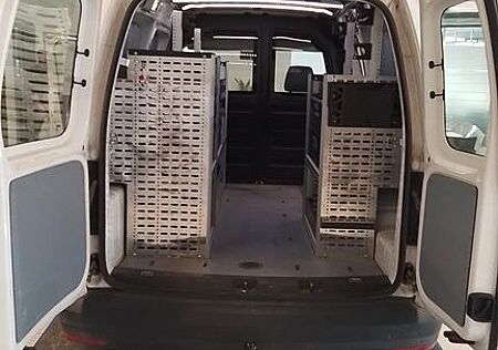 VW Caddy Volkswagen MAXI 2,0TDI BMT SORTIMO REGALLE /AHK
