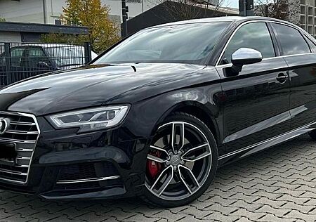 Audi S3 2.0 TFSI S tronic quattro -