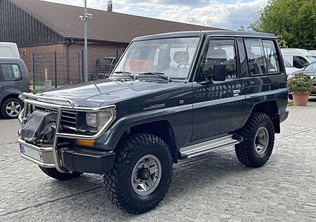 Toyota Land Cruiser KJ 70 VX 3.0Turbo D Special