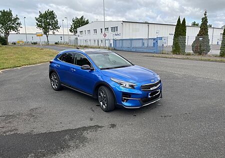 Kia XCeed 1.6 CRDi Eco-Dyn.+ DCT Platinum Editio...