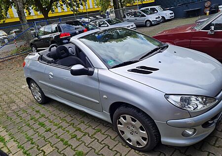 Peugeot 206 CC Platinum 110