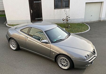 Alfa Romeo GTV 2.0 T.Spark - original BBS Le Mans -