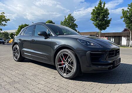 Porsche Macan S