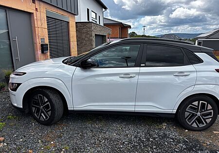 Hyundai Kona Elektro ELEKTRO 150kW Select-Paket -