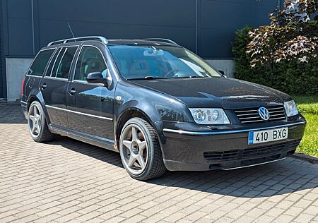 VW Bora Volkswagen 2.8 V6 4motion Variant Standard